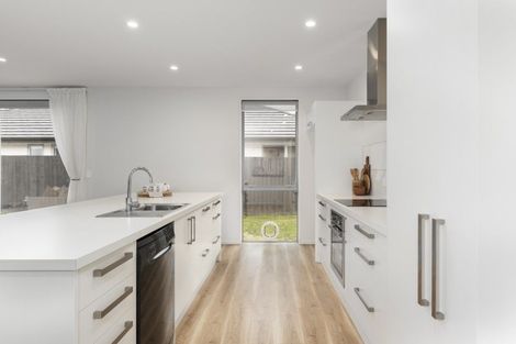 Photo of property in 5 Sarah Street, Marshland, Christchurch, 8083