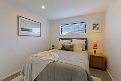 Photo of property in 11 Red Cottage Drive, Lake Hayes, Queenstown, 9304