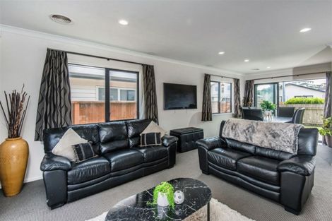 Photo of property in 4 Saint Lucia Place, Grenada Village, Wellington, 6037