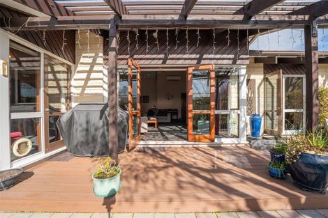 Photo of property in 100 Cox Street, Geraldine, 7930