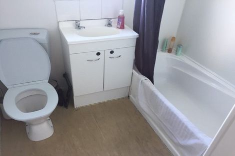 Photo of property in 2/65 Astley Avenue, New Lynn, Auckland, 0600