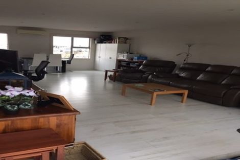 Photo of property in The Terraces, 19/9 Humber Street, Pandora, Napier, 4110