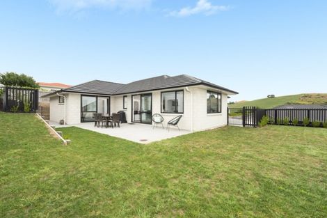 Photo of property in 35 Ballintoy Park Drive, Welcome Bay, Tauranga, 3175