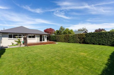 Photo of property in 19 Toorak Avenue, Avonhead, Christchurch, 8042