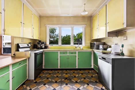 Photo of property in 7 Veronica Avenue, Marewa, Napier, 4110