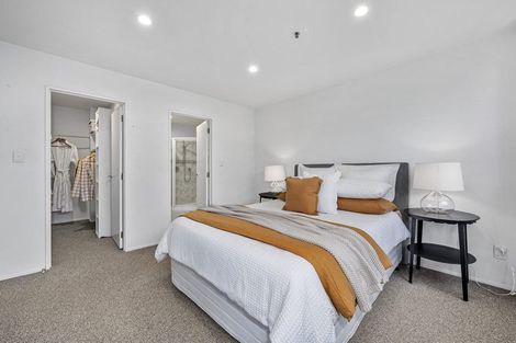 Photo of property in 1c/175 Hurstmere Road, Takapuna, Auckland, 0622