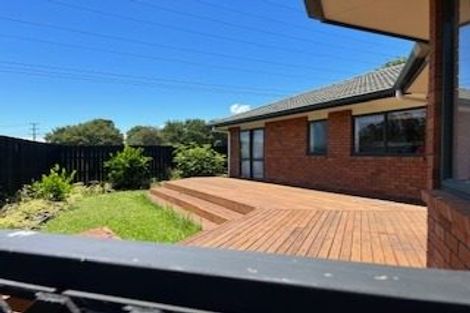 Photo of property in 20 Jade Court, Rosedale, Auckland, 0632