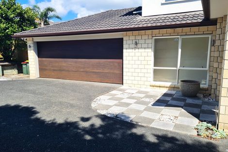 Photo of property in 18 Laurel Oak Drive, Schnapper Rock, Auckland, 0632