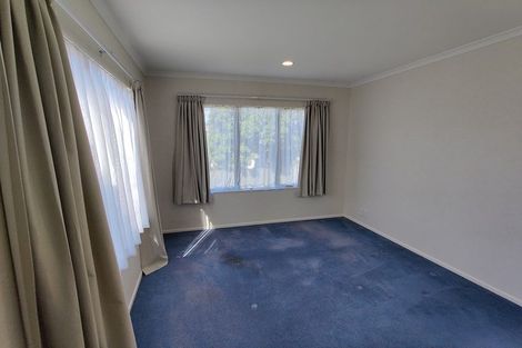Photo of property in 8 Hattaway Avenue, Bucklands Beach, Auckland, 2012