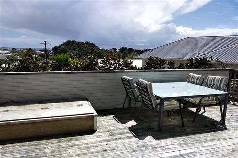 Photo of property in 89 Paynters Avenue, Strandon, New Plymouth, 4312