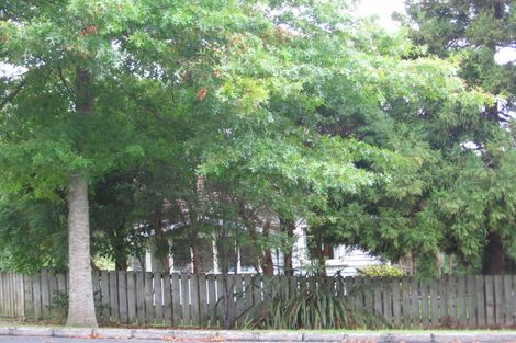 Photo of property in 69 Woodglen Road, Glen Eden, Auckland, 0602