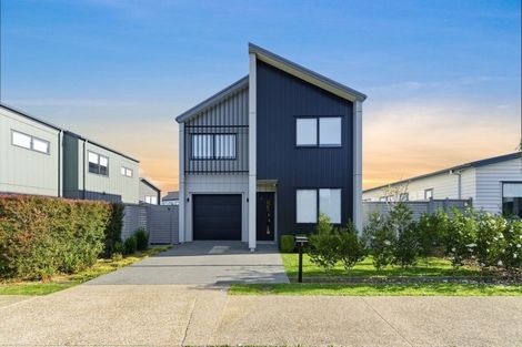 Photo of property in 5 Aquamarine Road, Rosehill, Papakura, 2113