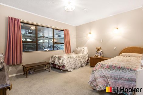 Photo of property in 128 Carnoustie Drive, Wattle Downs, Auckland, 2103