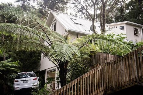 Photo of property in 28a Brunton Place, Glenfield, Auckland, 0629