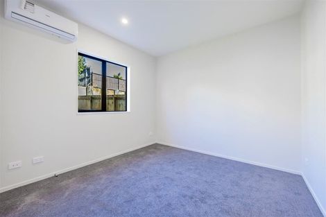 Photo of property in 15 Korokio Lane, Henderson, Auckland, 0612