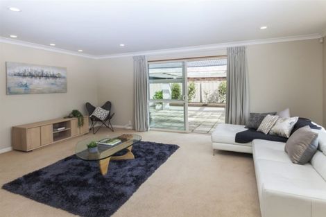 Photo of property in 2 Bayliss Close, Northwood, Christchurch, 8051