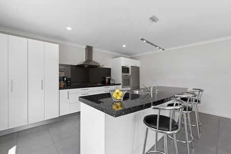 Photo of property in 218 Schnapper Rock Road, Schnapper Rock, Auckland, 0632