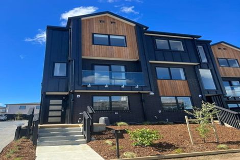 Photo of property in 3 Longshore Drive, Long Bay, Auckland, 0630