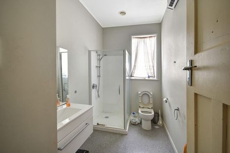 Photo of property in 30 Warrender Street, North Dunedin, Dunedin, 9016