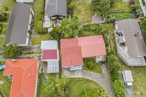Photo of property in 11b Thurleigh Grove, Karori, Wellington, 6012