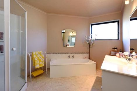 Photo of property in 5 Orpington Place, Stoke, Nelson, 7011