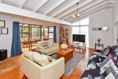 Photo of property in 25 Friesian Drive, Mangere, Auckland, 2022