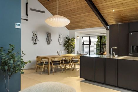 Photo of property in 74 West End Road, Westmere, Auckland, 1022