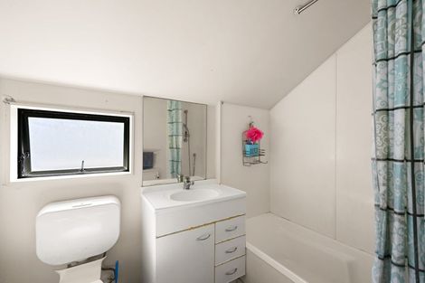 Photo of property in 14c Jones Crescent, Melville, Hamilton, 3206