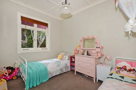 Photo of property in 6 Parahaki Street, Regent, Whangarei, 0112