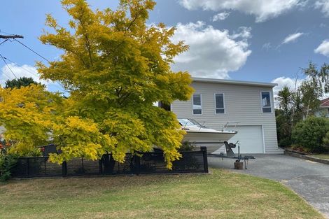 Photo of property in 4 Wharf Road, Te Atatu Peninsula, Auckland, 0610