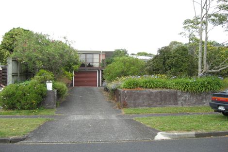 Photo of property in 16 Richardson Avenue, Pukekohe, 2120