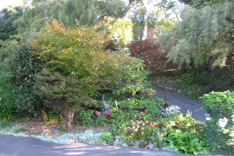 Photo of property in 25 Pioneer Crescent, Helensburgh, Dunedin, 9010