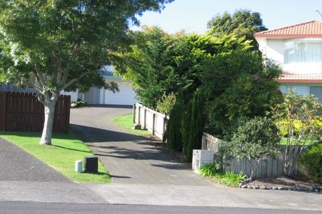 Photo of property in 34 Currell Way, Somerville, Auckland, 2014