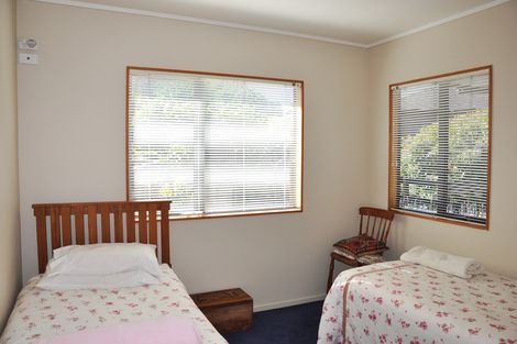 Photo of property in 2 Lax Crescent, Leigh, 0985