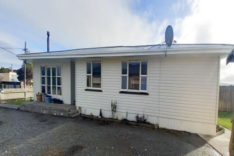 Photo of property in 4 Carlyle Street, Tuatapere, 9620