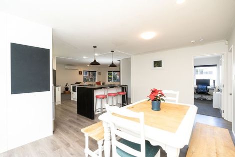 Photo of property in 10 Sheriff Place, Riverlea, Hamilton, 3216