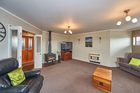 Photo of property in 120 Kelvin Grove Road, Kelvin Grove, Palmerston North, 4414
