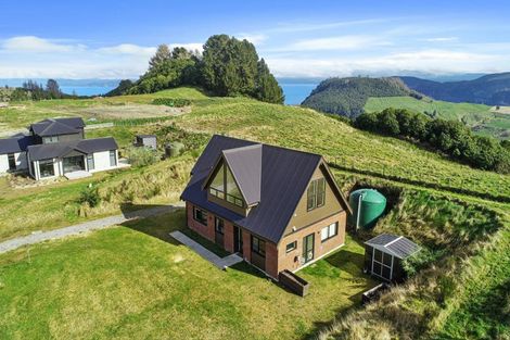 Photo of property in 150 Highland Drive, Acacia Bay, Taupo, 3385