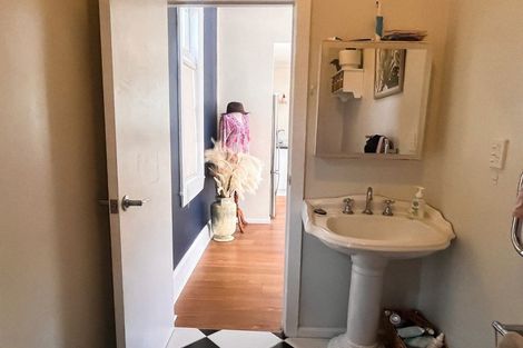 Photo of property in 7 Celia Street, Redcliffs, Christchurch, 8081