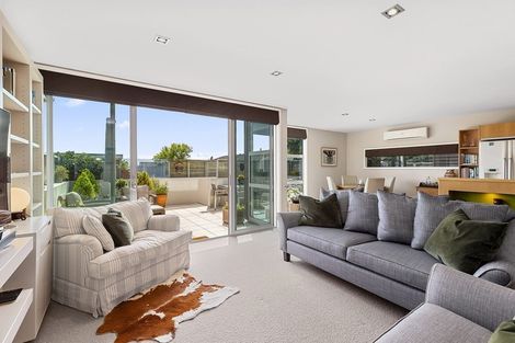 Photo of property in 36 Mantell Street, Seatoun, Wellington, 6022