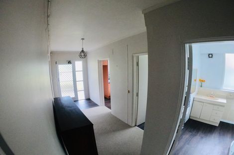 Photo of property in 17 La Veta Avenue, Mount Albert, Auckland, 1025