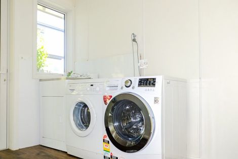 Photo of property in 242 Ilam Road, Ilam, Christchurch, 8041