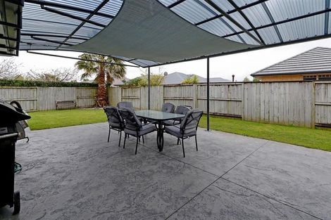 Photo of property in 10 Saint James Drive, Huntington, Hamilton, 3210