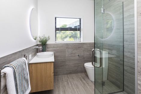 Photo of property in 16 Iles Lane, Cashmere, Christchurch, 8022