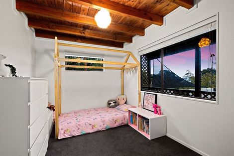 Photo of property in 117 Oreil Avenue, West Harbour, Auckland, 0618