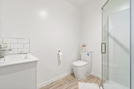 Photo of property in 9 Menary Street, Papakura, 2110