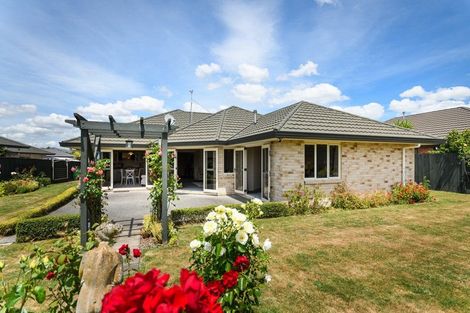 Photo of property in 17 Brookside Close, Highbury, Palmerston North, 4412