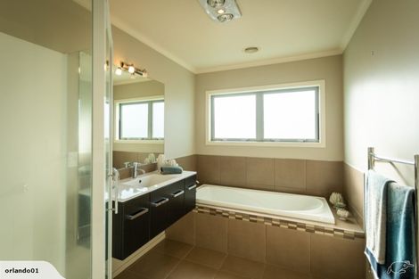 Photo of property in 5 Tulip Drive, Cambridge, 3434