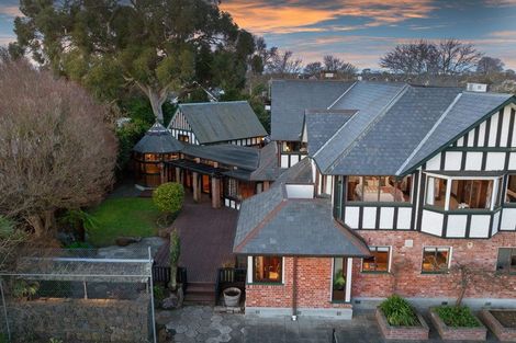 Photo of property in 283 Papanui Road, Merivale, Christchurch, 8052