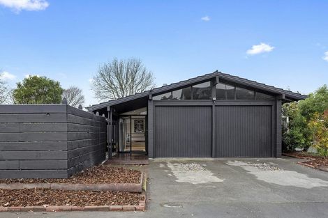 Photo of property in 33 Lynfield Avenue, Ilam, Christchurch, 8041